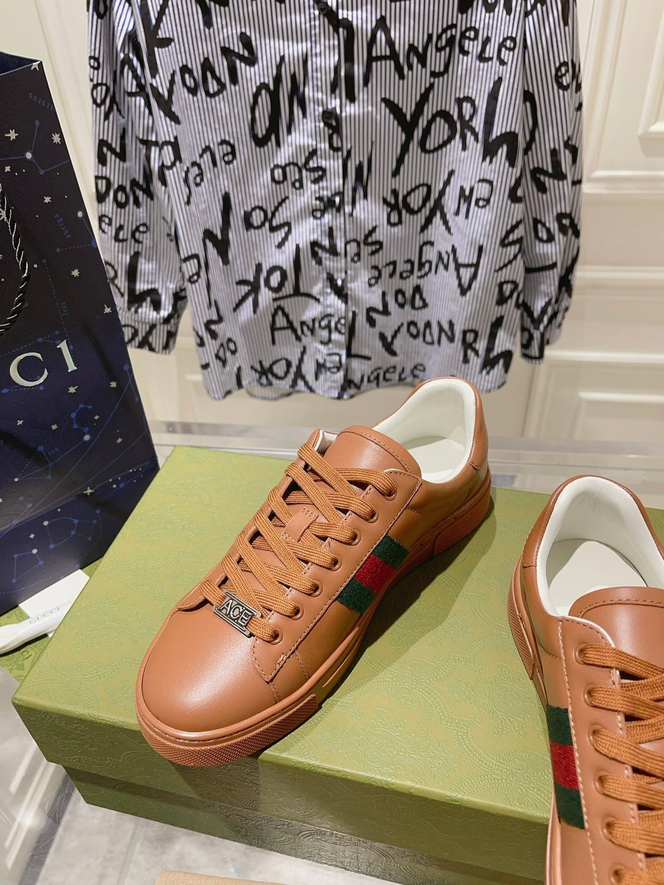 GG ACE GG SUPREME TRAINER TAWNY CALFSKIN