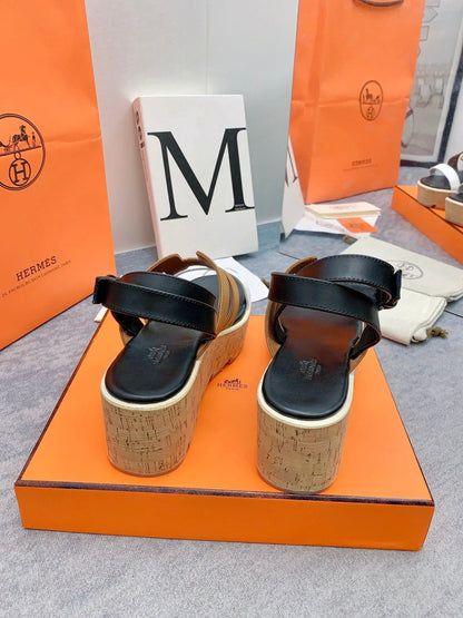 HAVANE 30 SANDAL IN WHITE AND PEANUT BROWN CALFSKIN