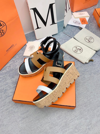 HAVANE 30 SANDAL IN WHITE AND PEANUT BROWN CALFSKIN