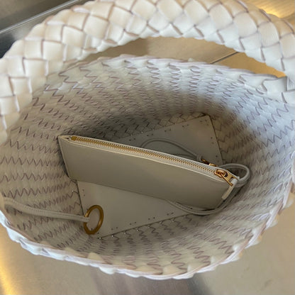 CABAT BUCKET 35 IN WHITE LAMBSKIN