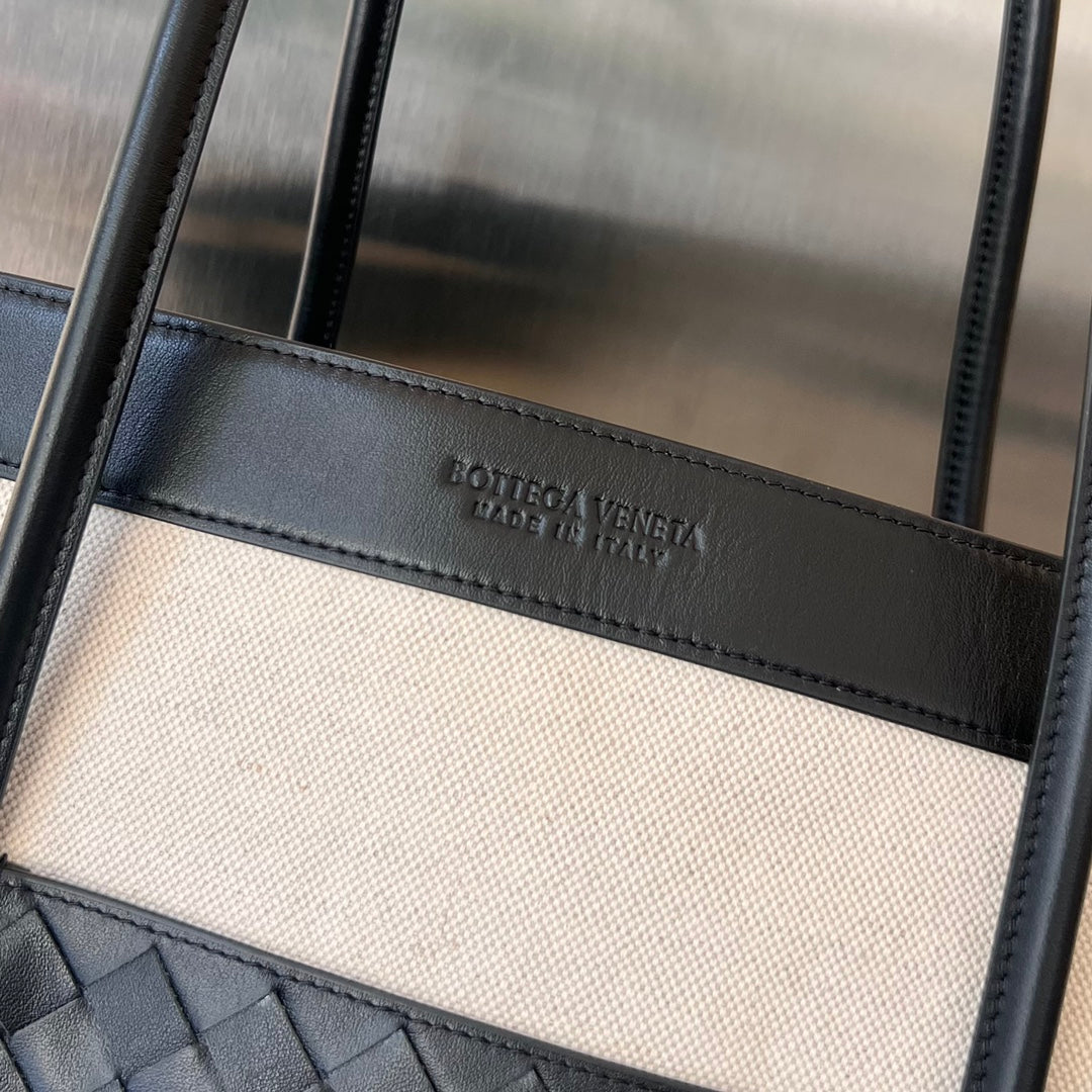 PORTELLO 41 TOTE IN BLACK CALFSKIN AND WHITE CANVAS