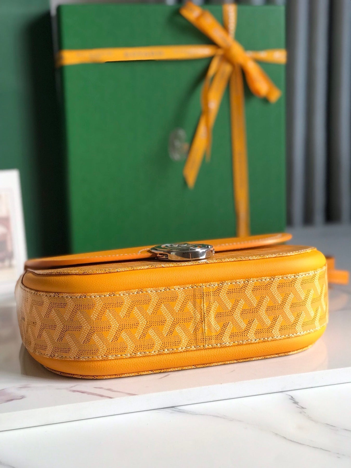 233 BAG 25 IN YELLOW CALFKIN AND GOYARDINE CANVAS