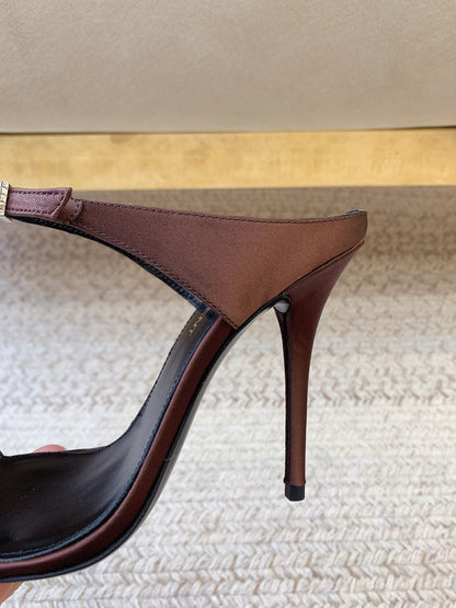 GAP CRYSTAL-BUCKLE SLIDE SANDALS IN SHIRAZ RED SILK