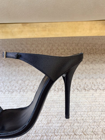 GAP CRYSTAL-BUCKLE SLIDE SANDALS IN BLACK SILK