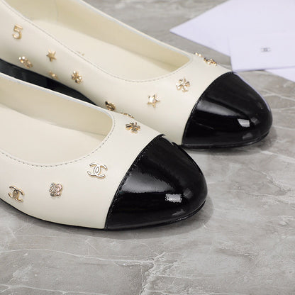 BALLET FLAT WHITE MIX BLACK SHEEPSKIN WITH RHINESTONES
