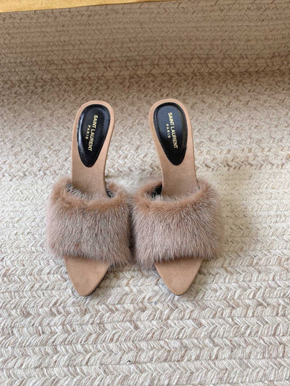 LA 16 HEELED MULES IN BEIGE RABBIT FUR AND SMOOTH LAMBSKIN