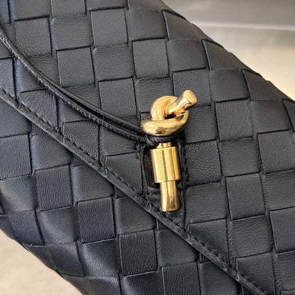 ANDIAMO 21 IN BLACK LAMBSKIN