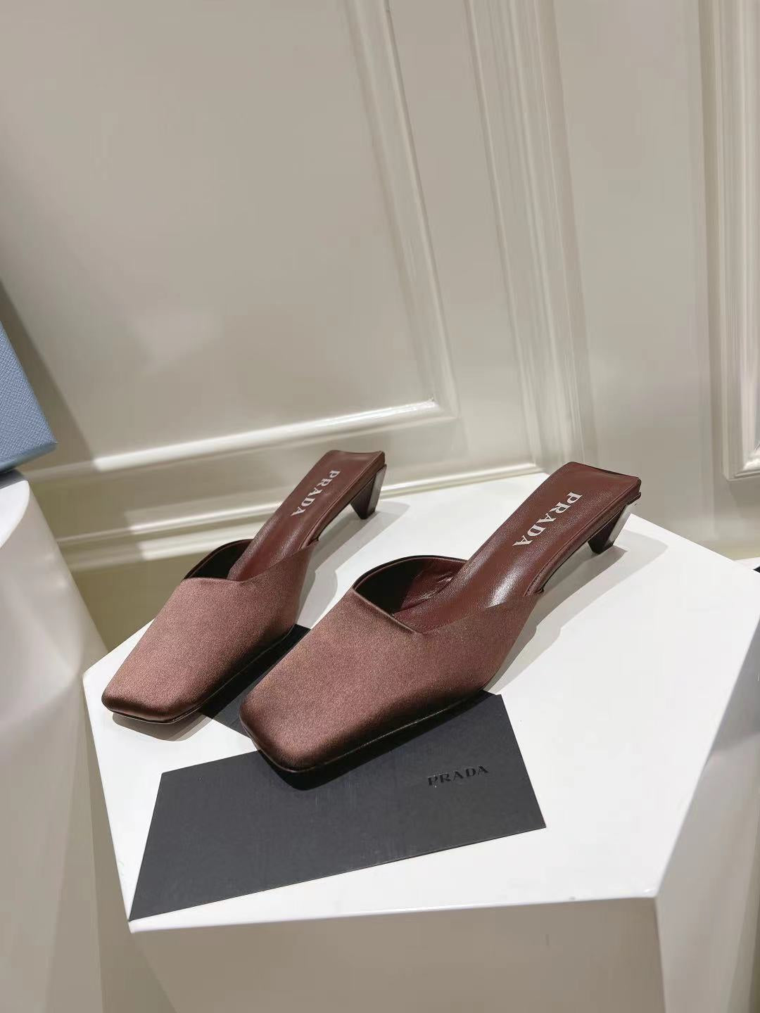 PRA SQUARE TOE MULES CHOCOLATE SATIN