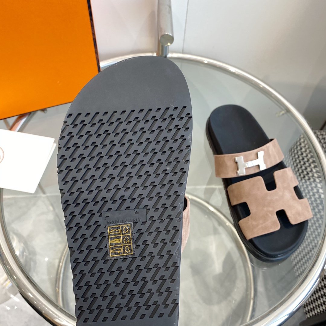 Chypre Sandal light brown Suede