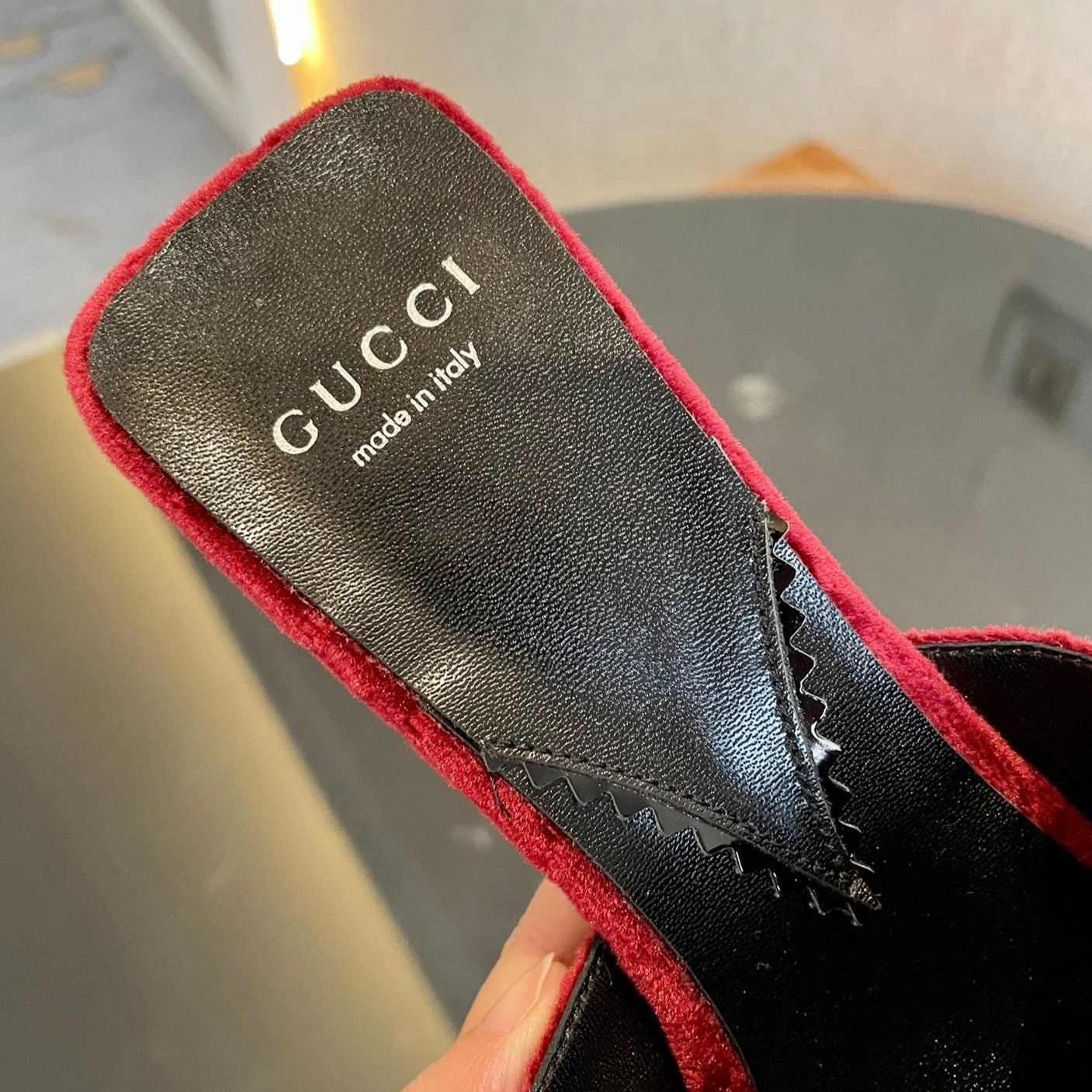 GG VELVET HIGH HEEL SANDALS WITH BEAUTIFUL LOGO DETAILS WINE RED