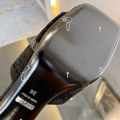 GG VELVET HIGH HEEL SANDALS WITH BEAUTIFUL LOGO DETAILS BLACK