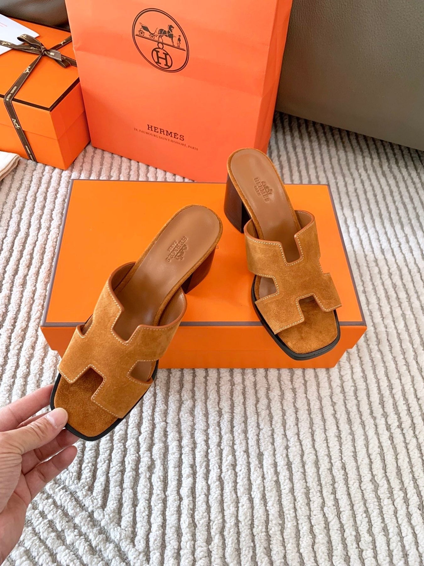 HELIA 60 SANDAL IN BRONZE BROWN SUEDE