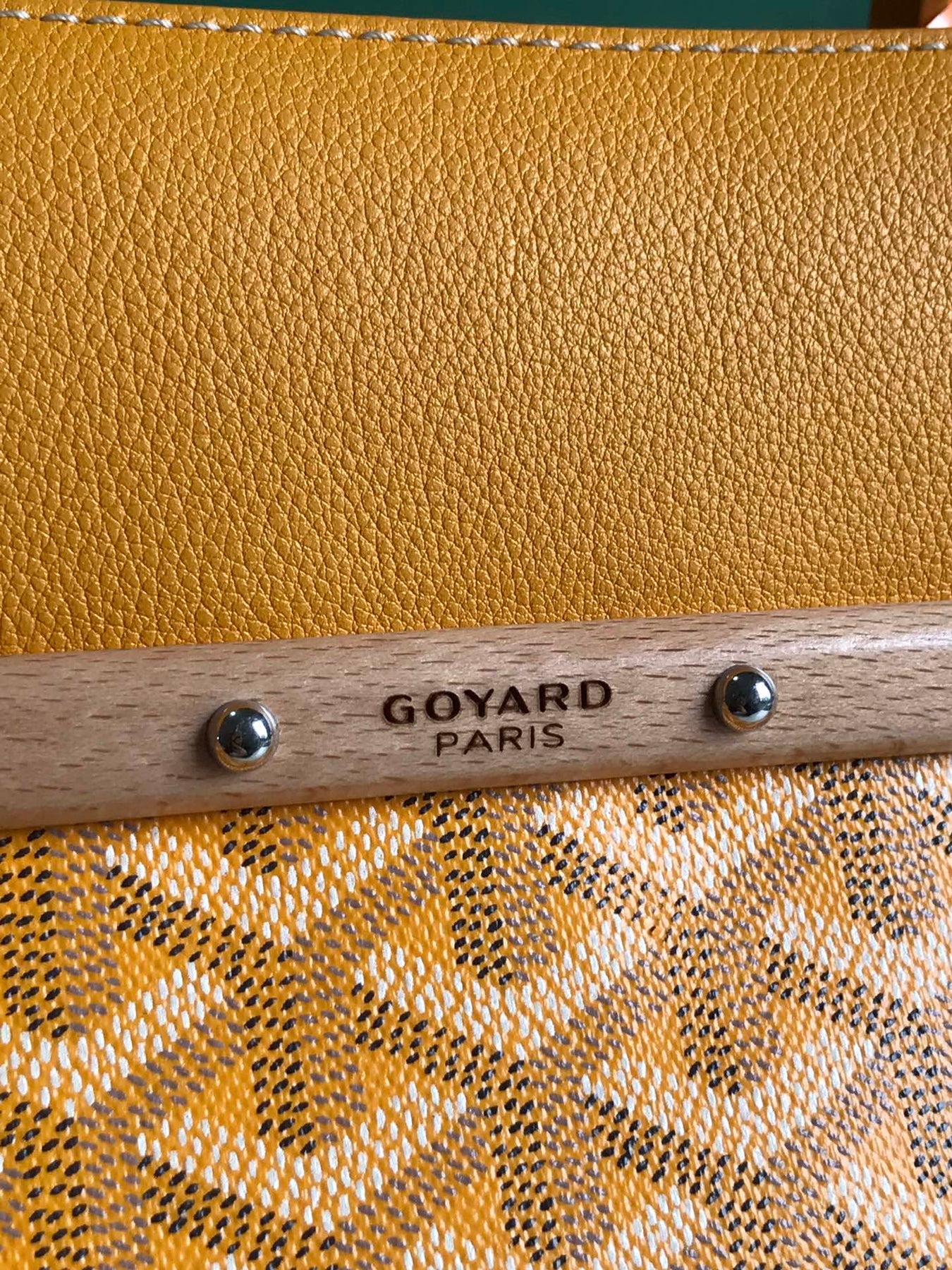 SAIGON SOUPLE BAG 34 IN YELLOW GOYARDINE CANVAS AND CALFSKIN