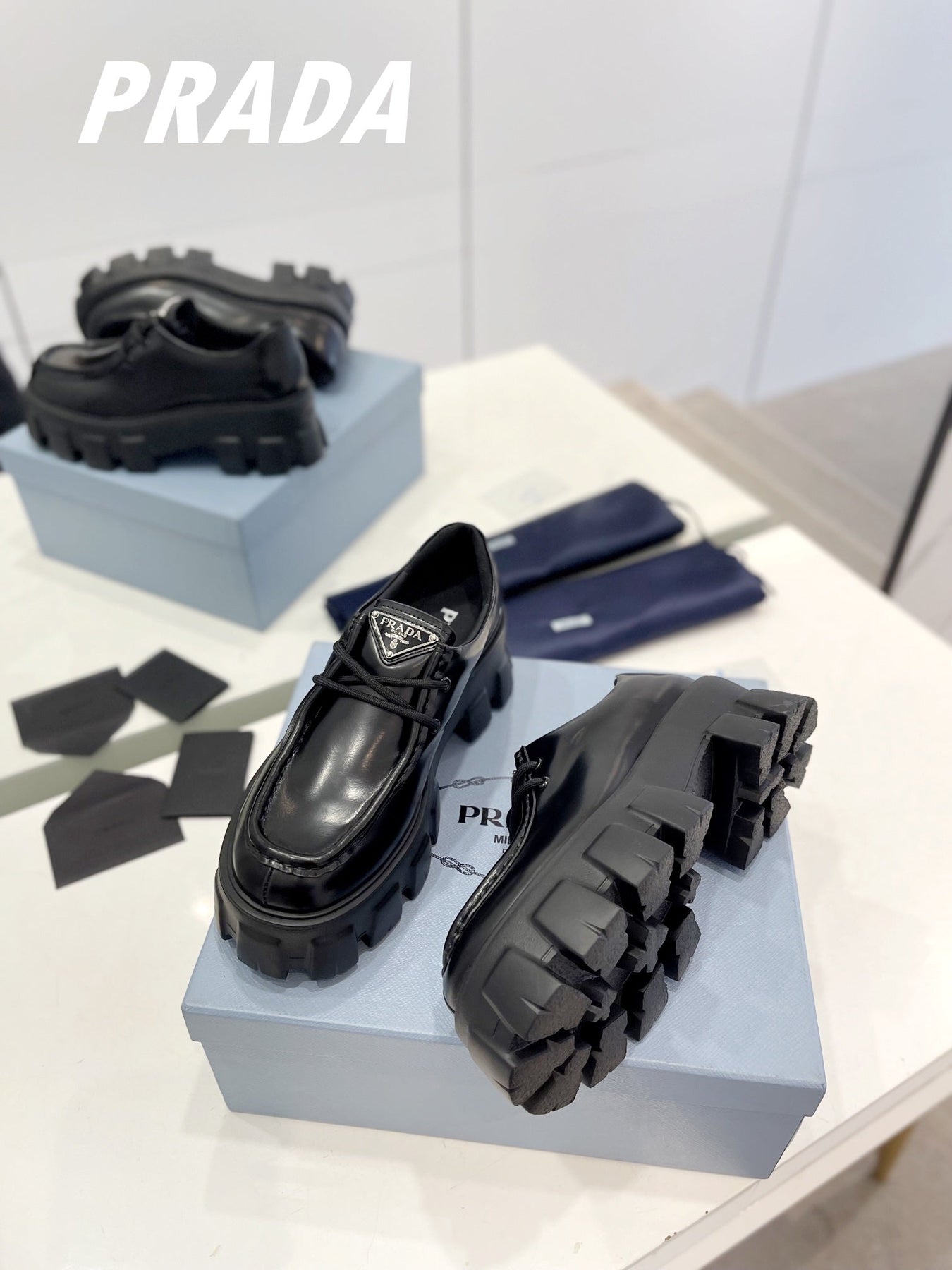 PRA MONOLITH LACE-UP LOAFERS BLACK CALFSKIN