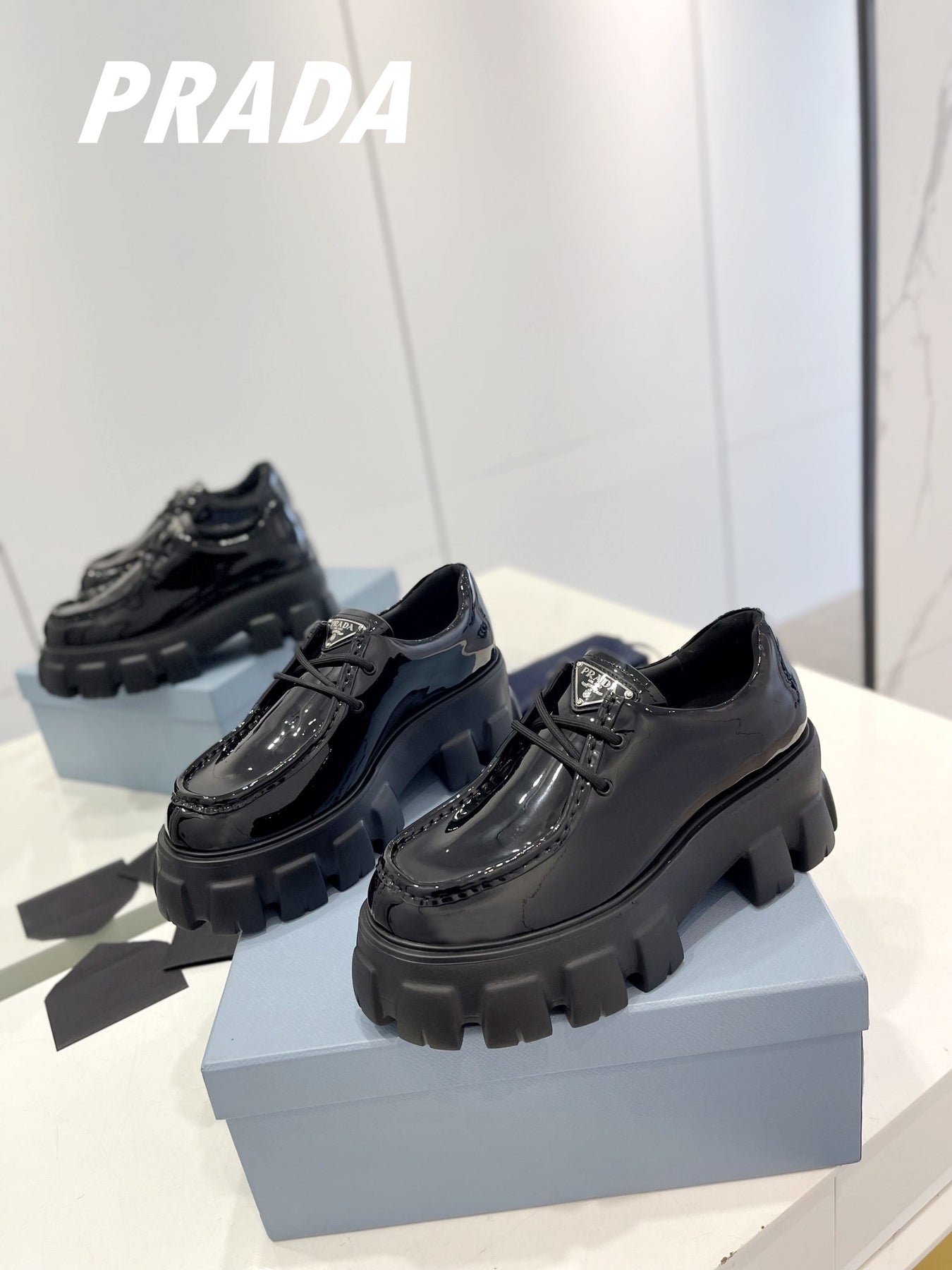 PRA MONOLITH LACE-UP LOAFERS GLOSSY BLACK CALFSKIN