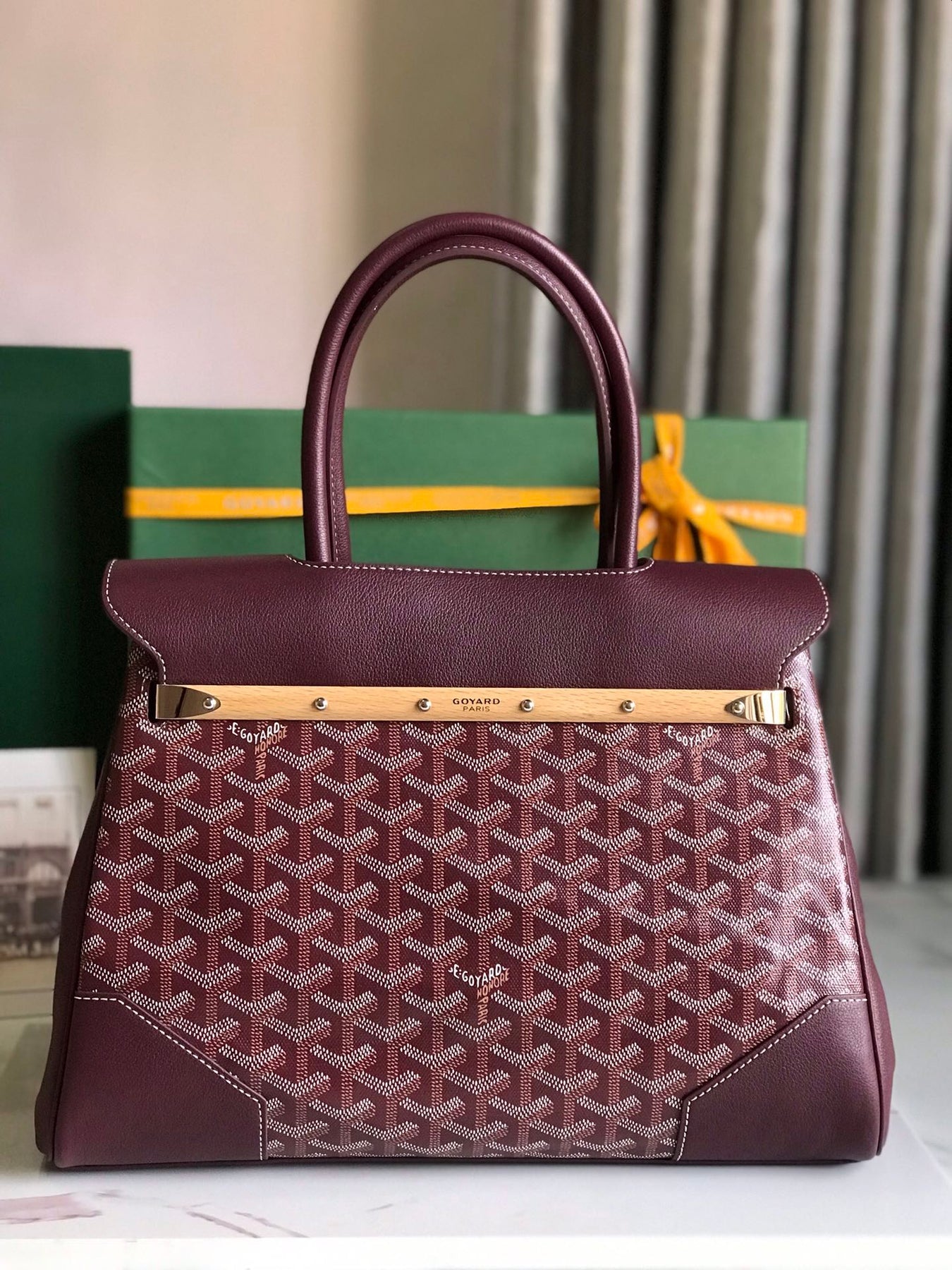 SAIGON SOUPLE BAG 34 IN BURGUNDY RED GOYARDINE CANVAS AND CALFSKIN