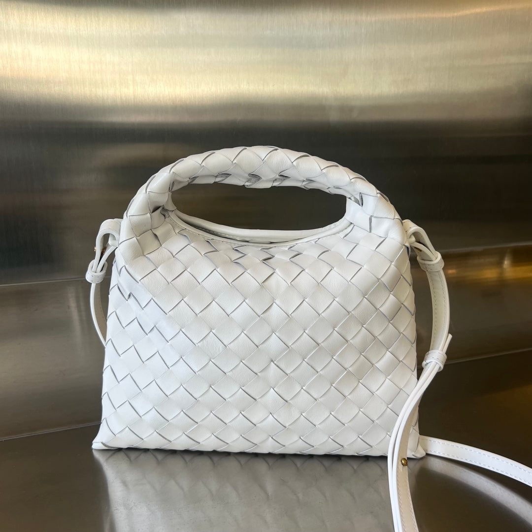 MINI HOP 25 IN WHITE CALFSKIN