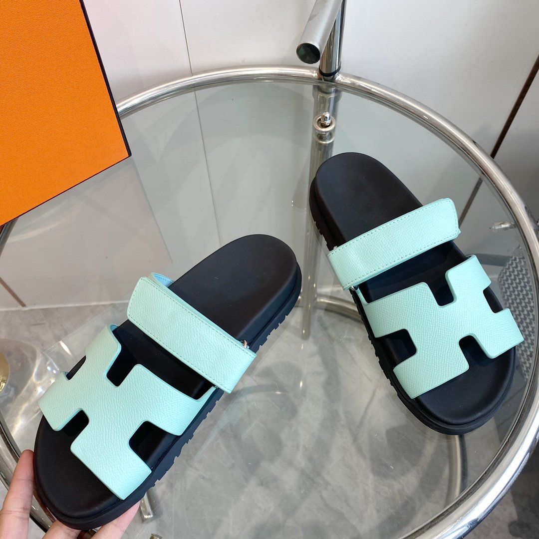 CHYPRE EPSOM Sandal Light Tiffany Leather