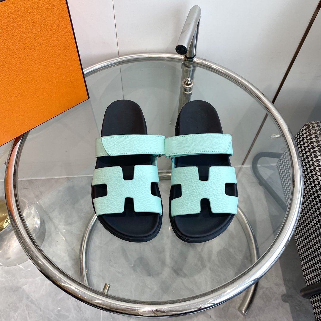 CHYPRE EPSOM Sandal Light Tiffany Leather