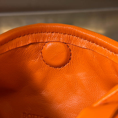 MINI HOP 25 IN FIRE ORANGE CALFSKIN