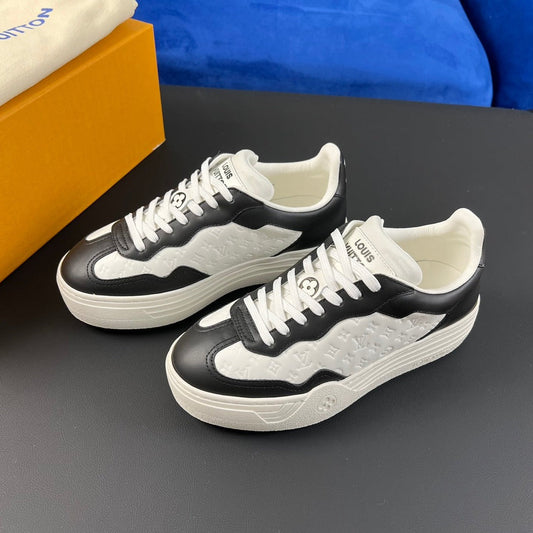 LV GROOVY SNEAKER BLACK WHITE