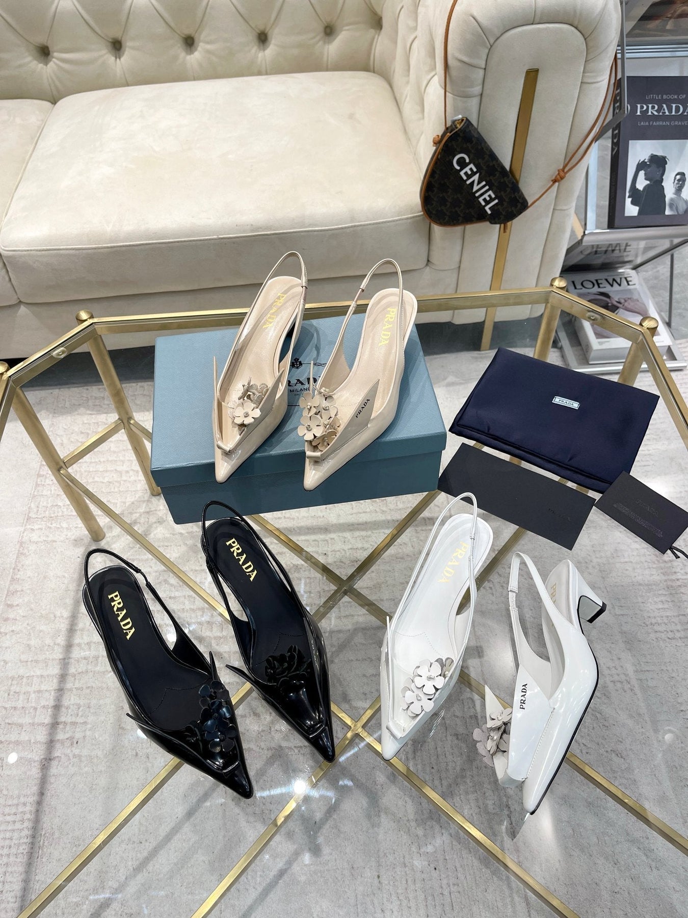 MEDIUM HEEL SLINGBACK ATTACHED CREATIVE FLOWERS IN WHITE PATENT CALFSKIN