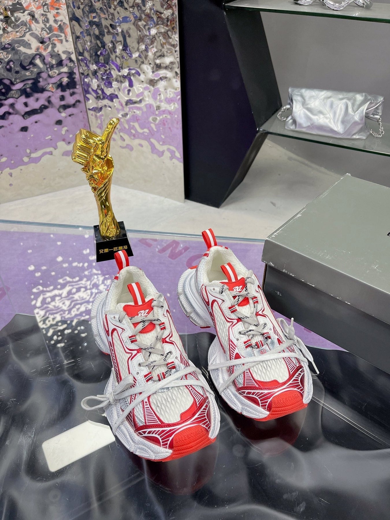 3XL SNEAKER IN RED MIX WHITE MESH AND POLYURETHANE