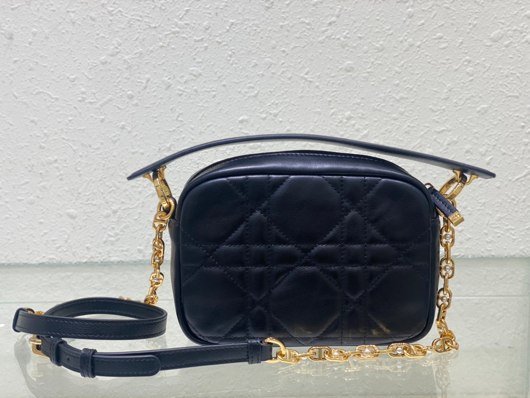 CARO BOX BAG 19 IN BLACK QUILTED MACROCANNAGE CALFSKIN