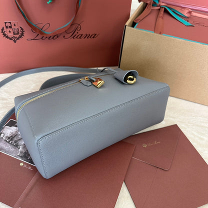 EXTRA BAG L27 IN COOL GRAY SMOOTH CALFSKIN WITH GOLD HARDWARE