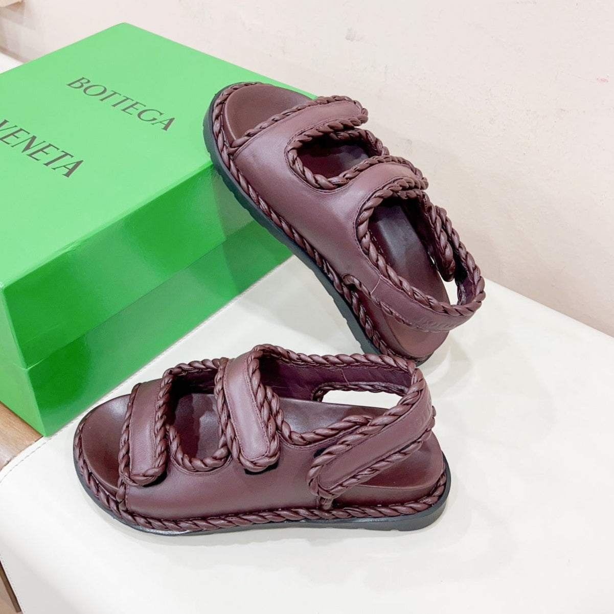 REFINED DAD SANDAL IN WINE RED LAMBSKIN
