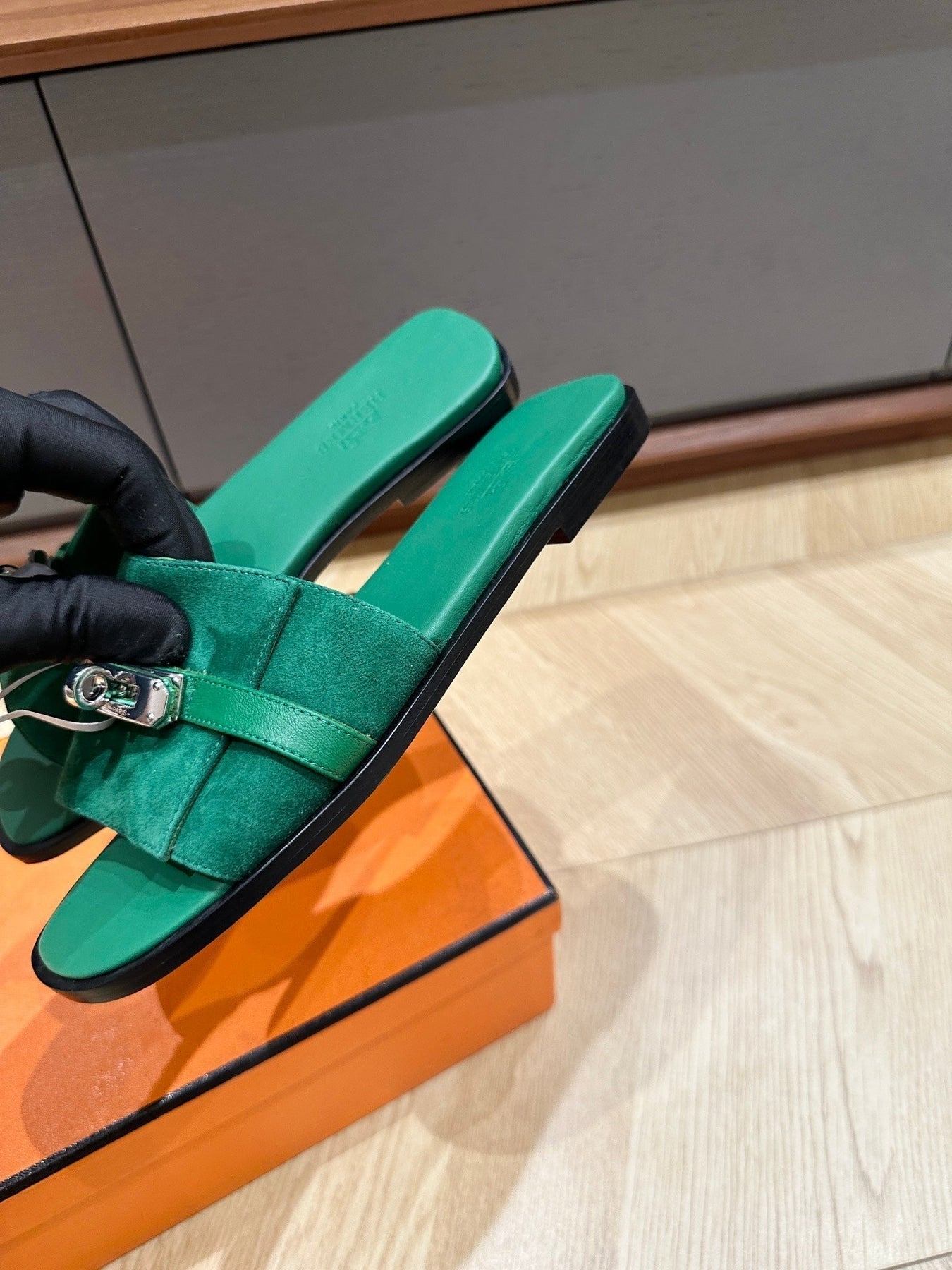 GABRIEL SANDAL OCEAN SUEDE