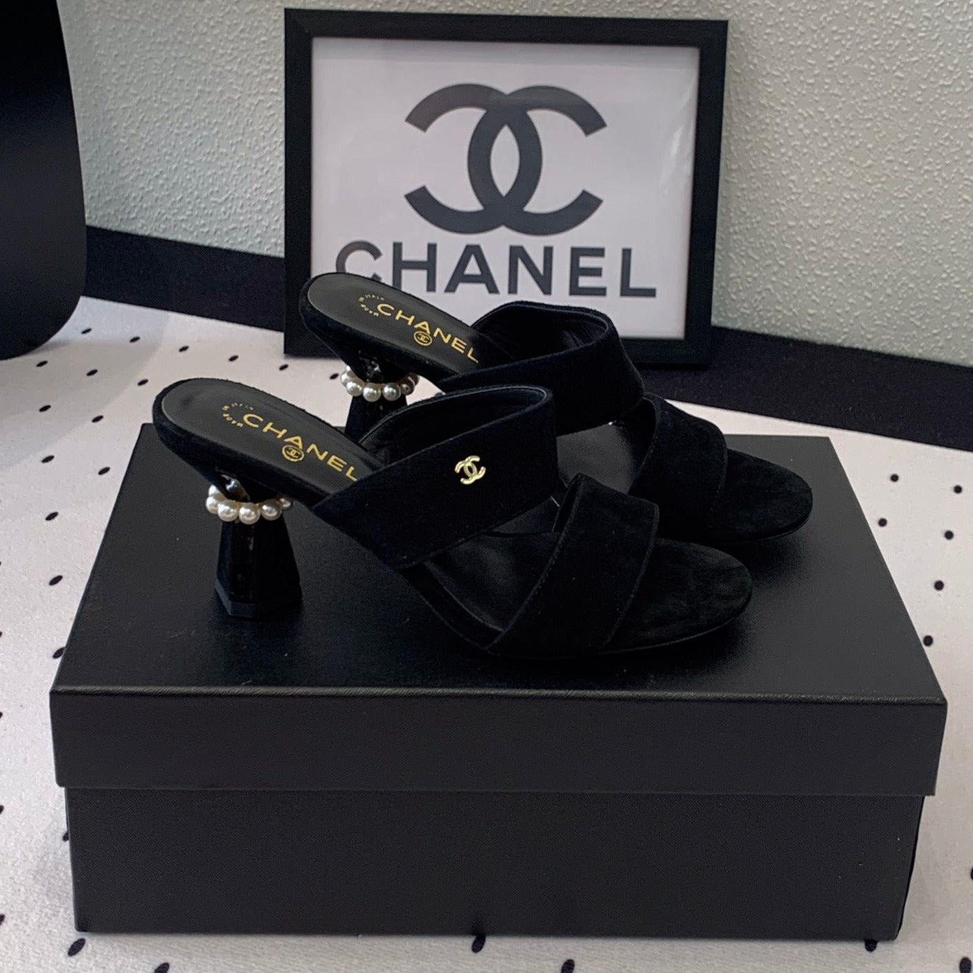 MULES black LAMBSKIN