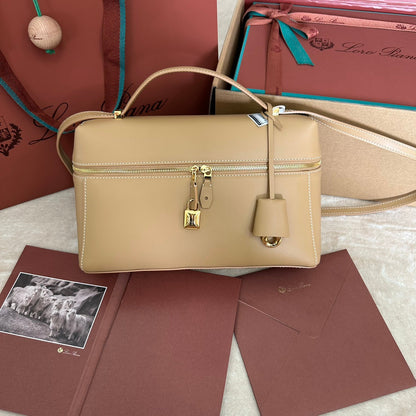 EXTRA BAG L27 IN PEANUT BROWN SMOOTH CALFSKIN WITH GOLD HARDWARE