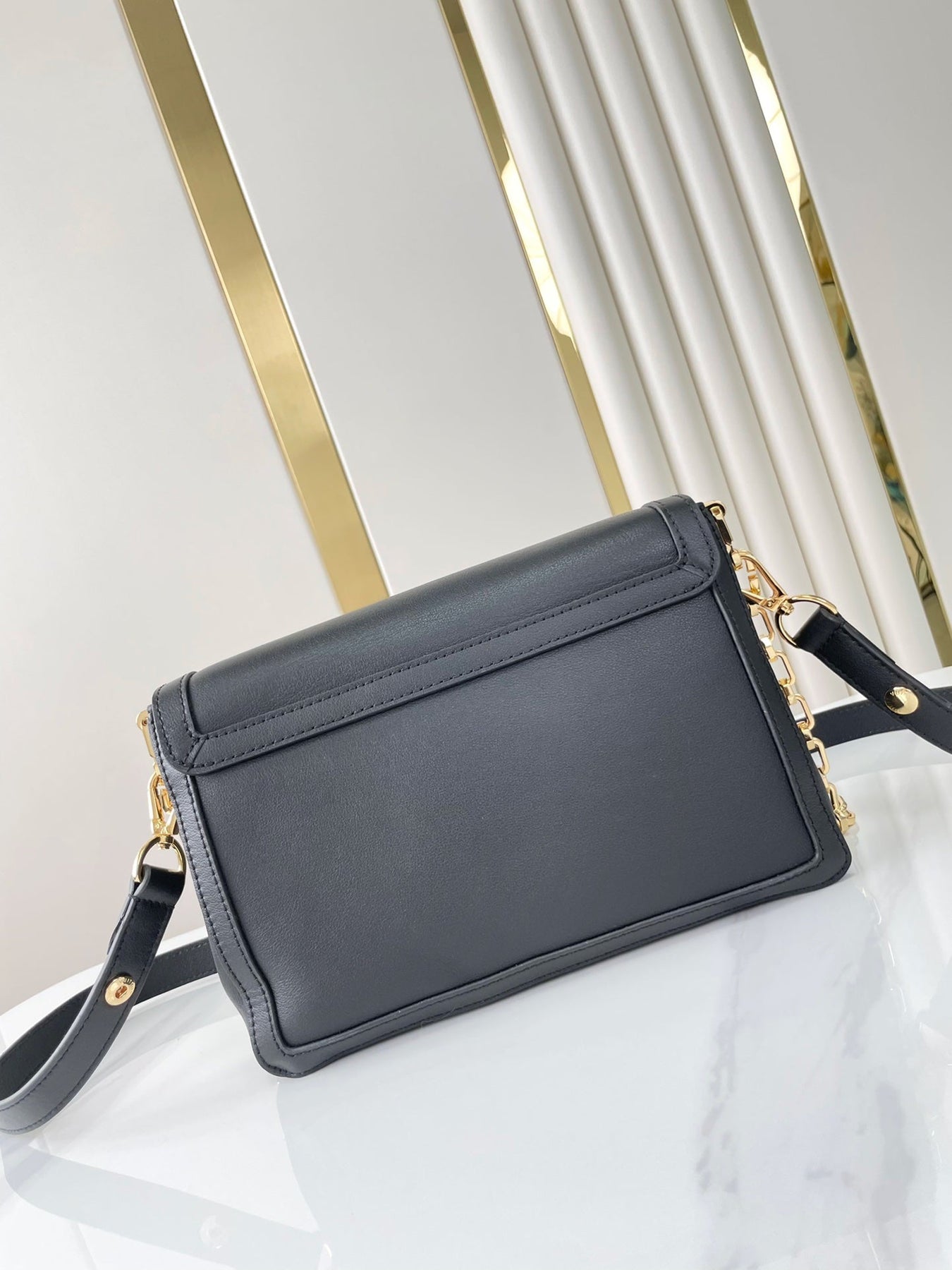 DAUPHINE SOFT MM 24 IN BLACK SMOOTH LAMBSKIN GOLD HARDWARE