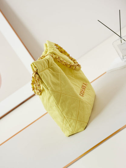 CC CLASSIC MEDIUM 37 BAG IN YELLOW CORN CANVAS