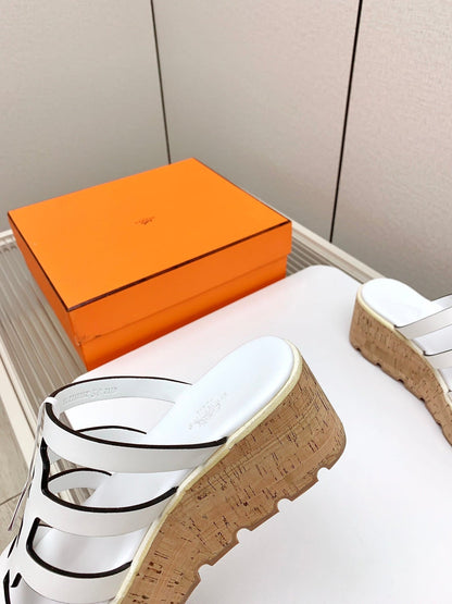 ISABELLA 30 SANDAL IN WHITE CALFSKIN