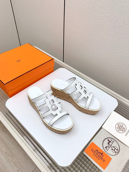 ISABELLA 30 SANDAL IN WHITE CALFSKIN