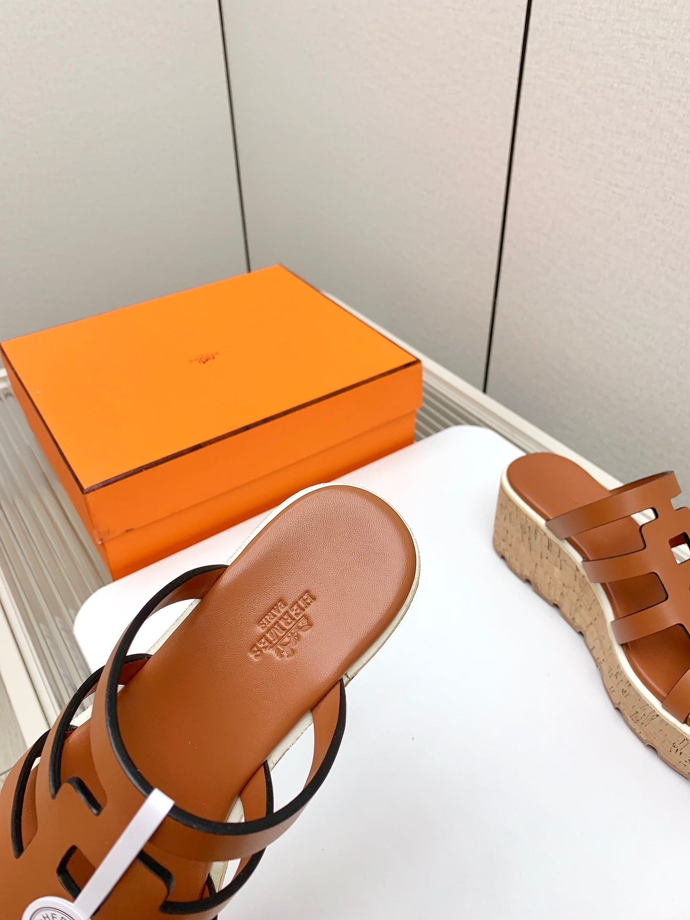 ISABELLA 30 SANDAL IN BRONZE BROWN CALFSKIN