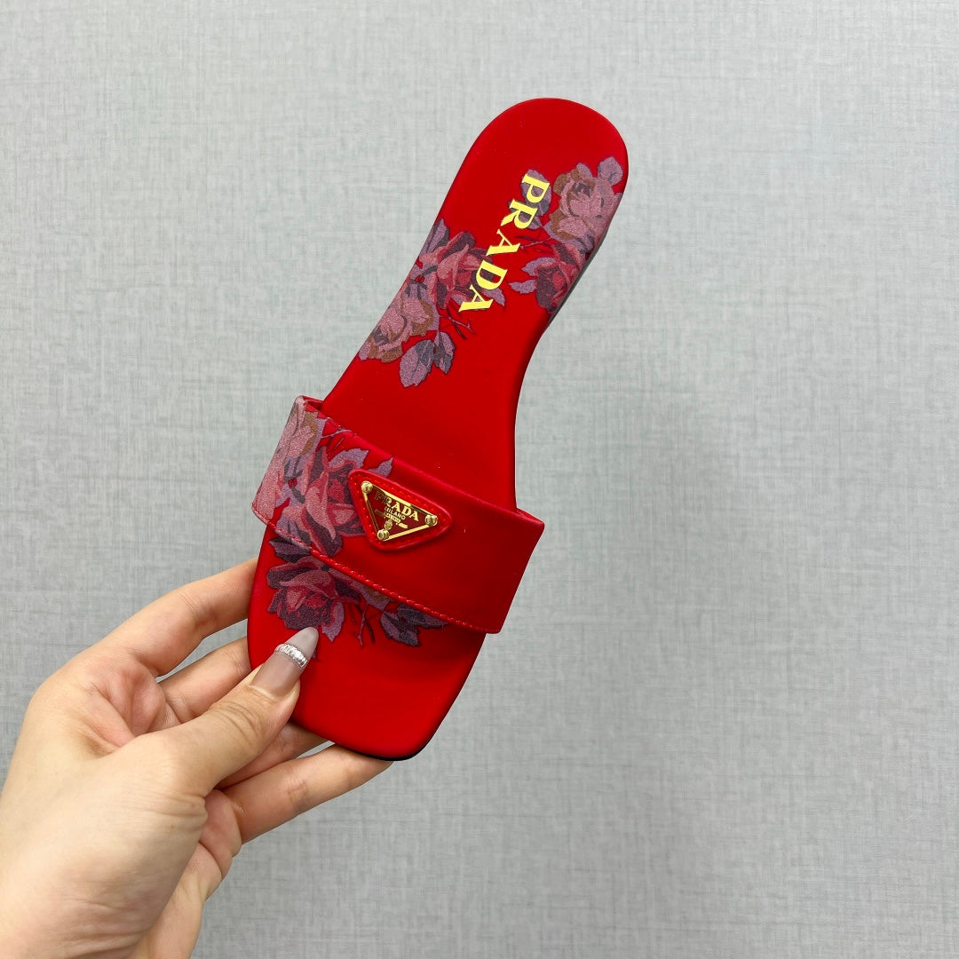 PRA PRINTED SLIDES SLIPPERS RED SATIN