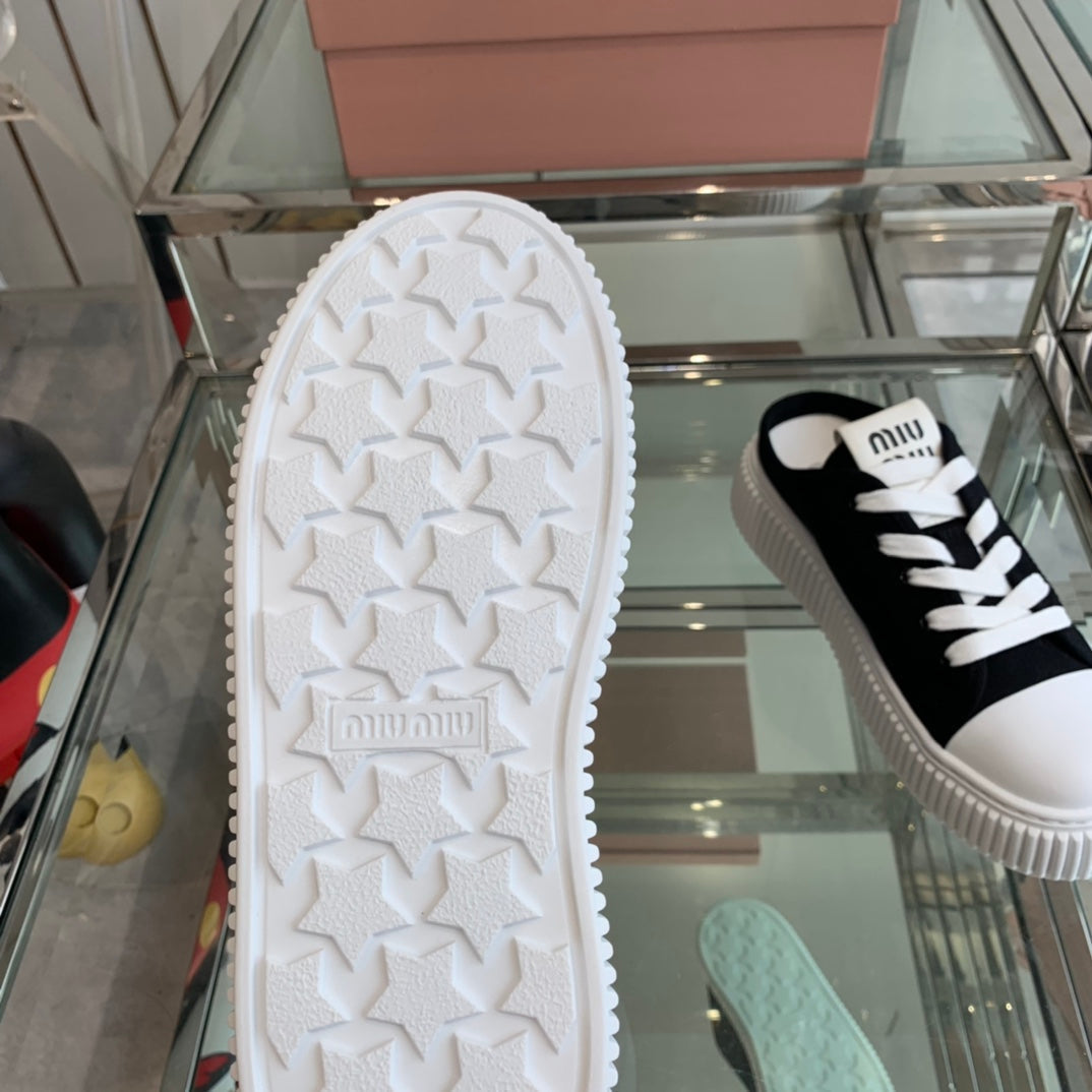 Mule Shoes Black And White Canvas