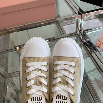 Mule Shoes Khaki And White Canvas