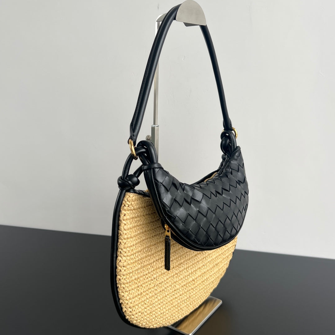 GEMELLI SHOULDER BAG 36 IN BEIGE RAFFIA AND BLACK LAMBSKIN