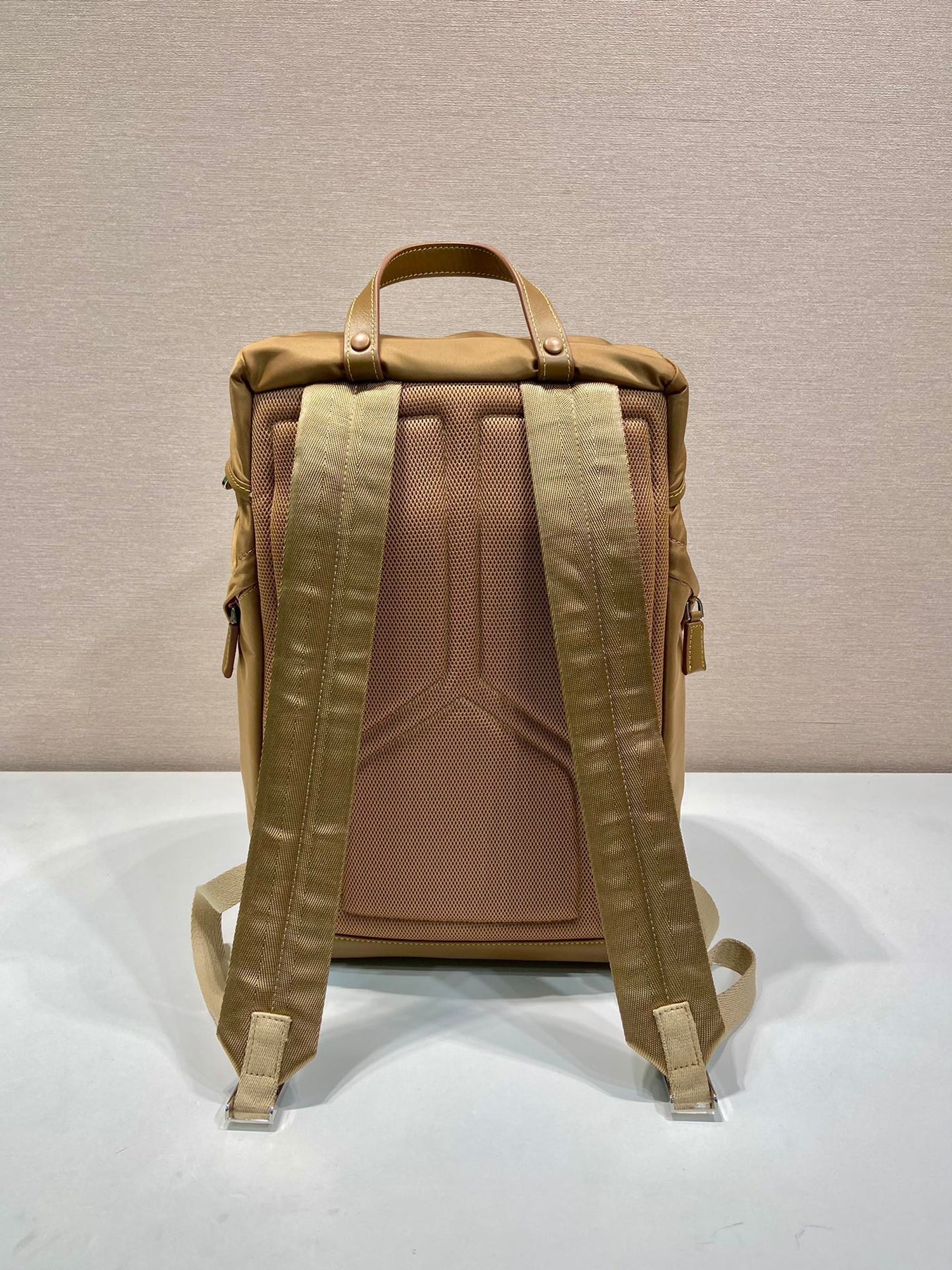 BACKPACK 45 IN CIDER BROWN RE-NYLON AND CALFSKIN TRIM