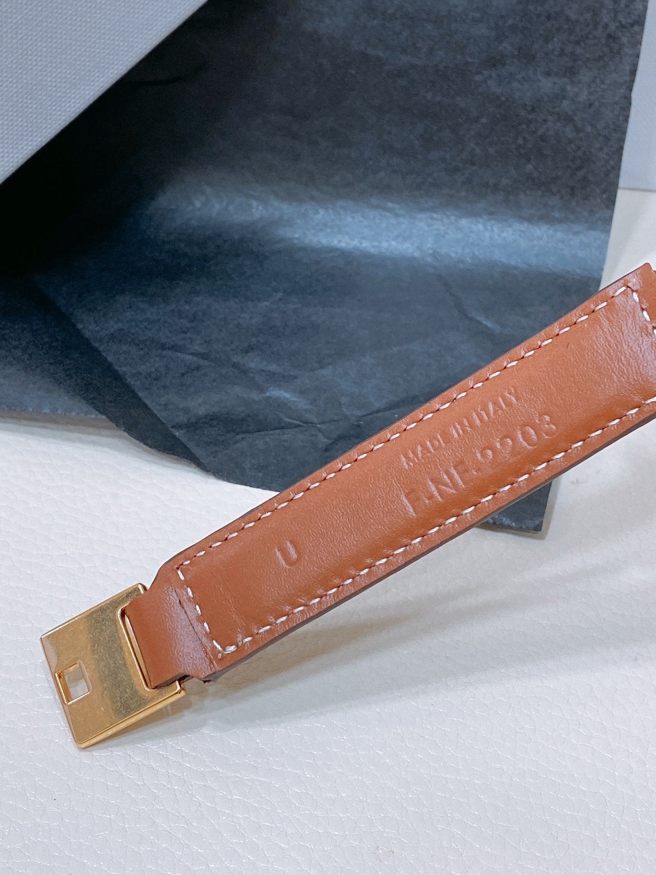 CL SMALL 18 MM SQUARE ADJUSTABLE BELT IN BRONZE BROWN LEATHER GOLD HARDWARE