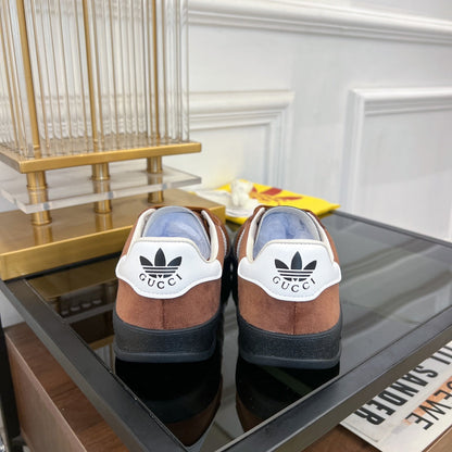 GG & ADIDAS GAZELLE SNEAKER BROWN VELVET