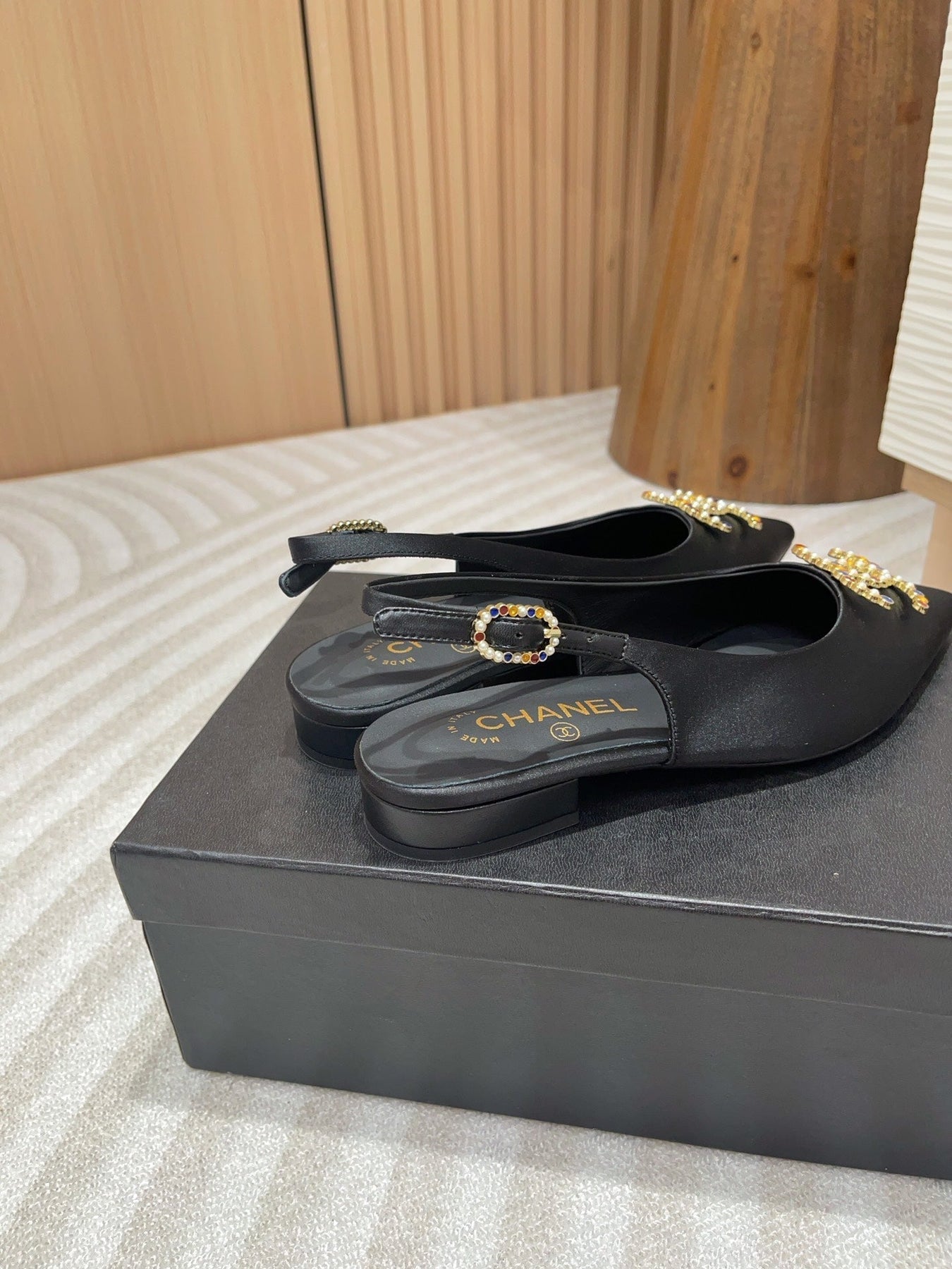 CC SLINGBACKS BLACK SATIN AND LAMBSKIN