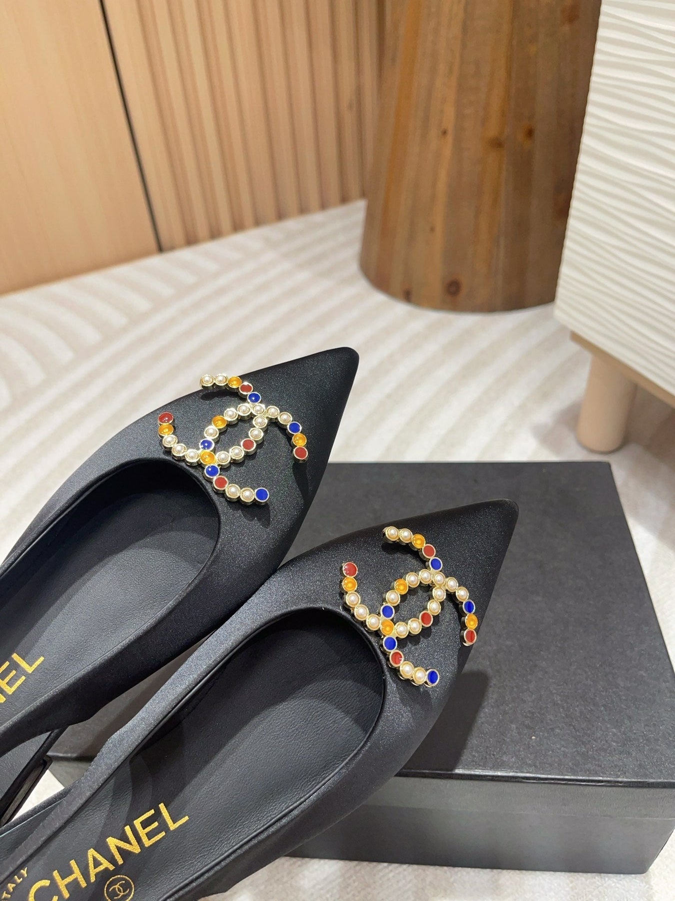 CC SLINGBACKS BLACK SATIN AND LAMBSKIN