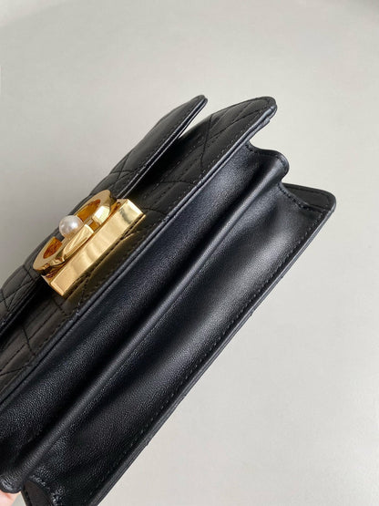 MINI ANGE 20 BAG IN BLACK CALFSKIN