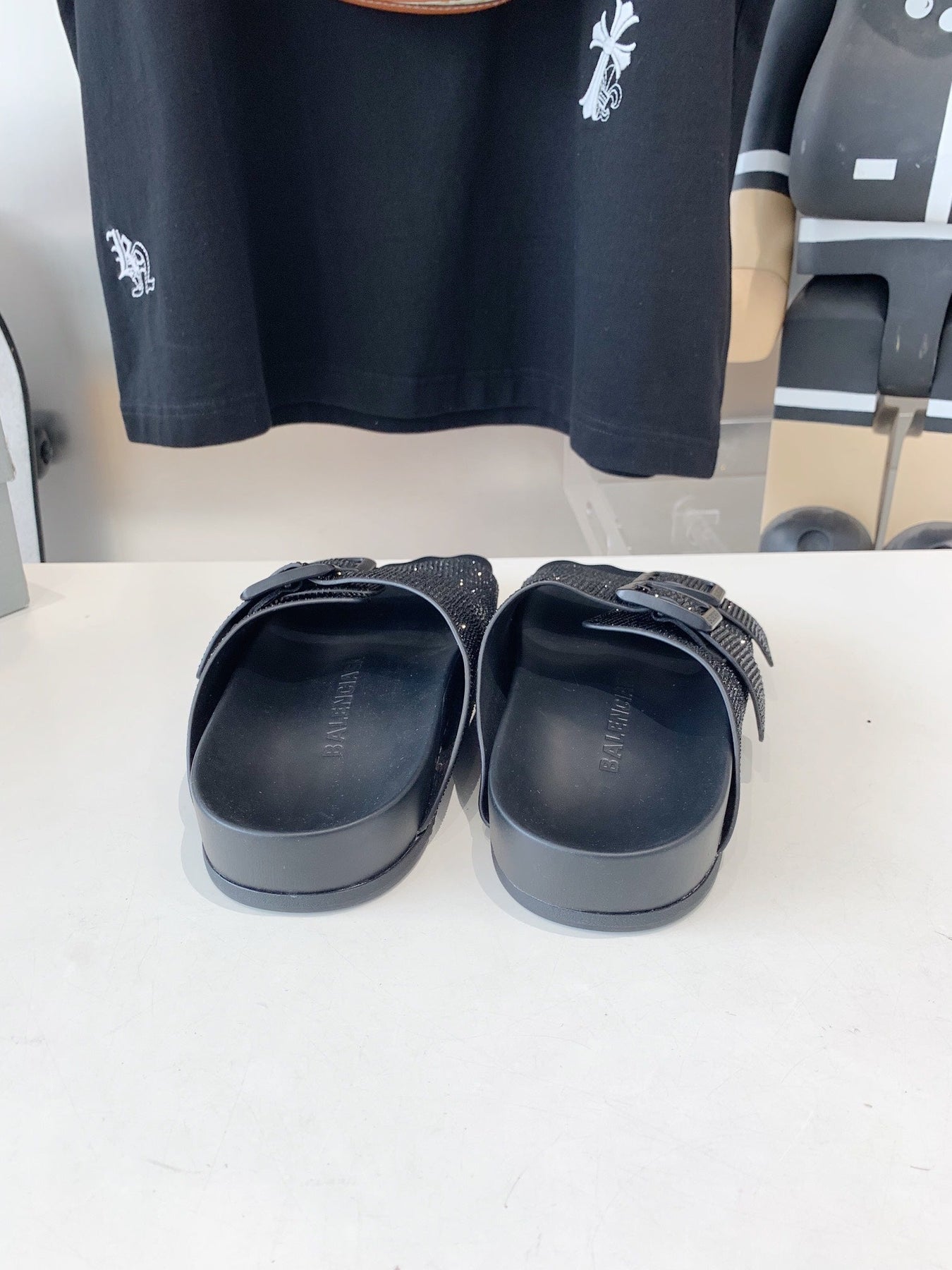 BIRKENSTOCK SLIPPERS ATTACHED RHINESTONES IN BLACK CALFSKIN