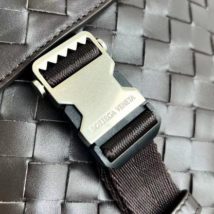 POSTINO BAG 30 IN HICKORY BROWN CALFSKIN